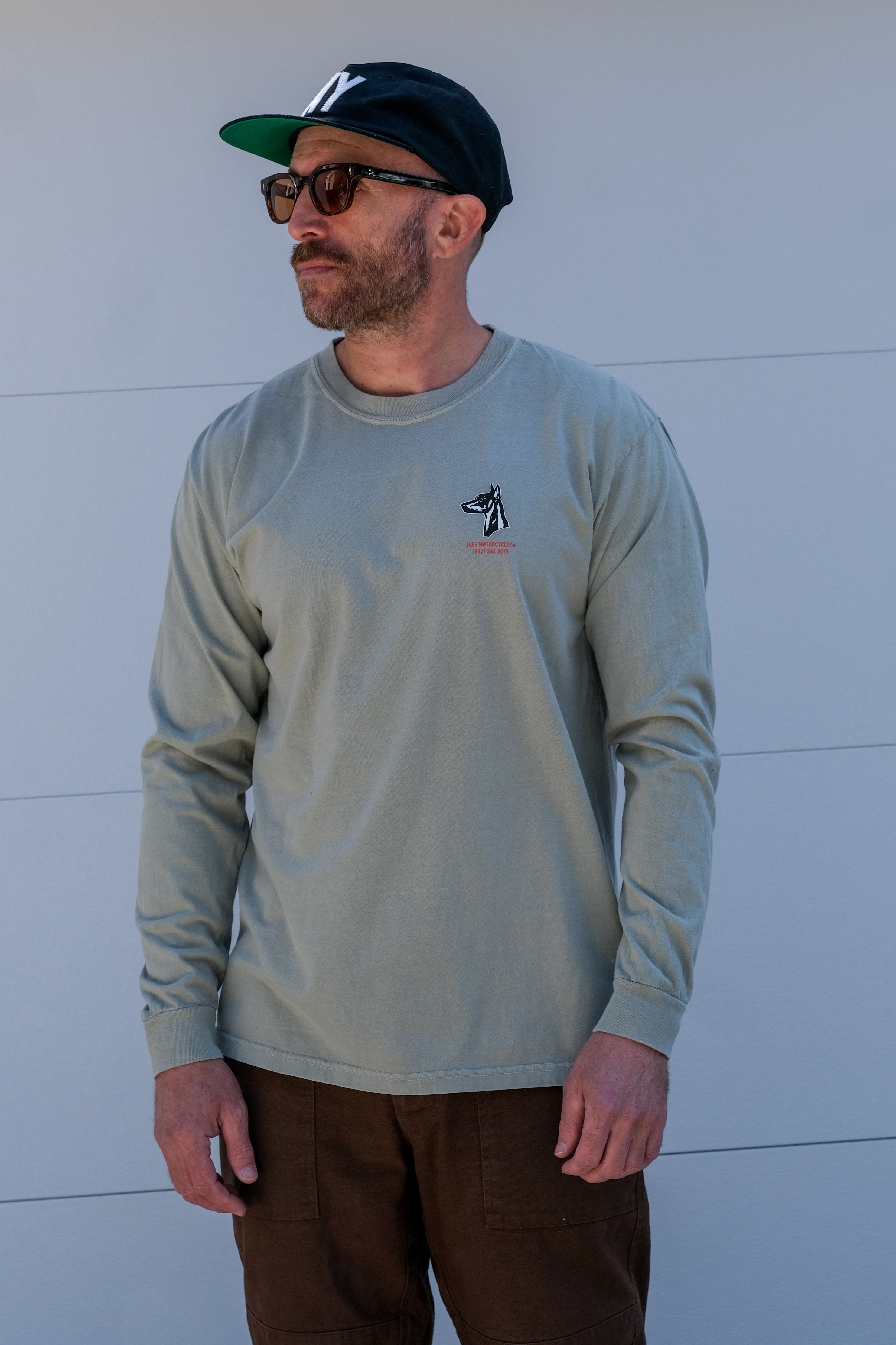 SAINT NICHOLAS LONG SLEEVE T-SHIRT - SAND