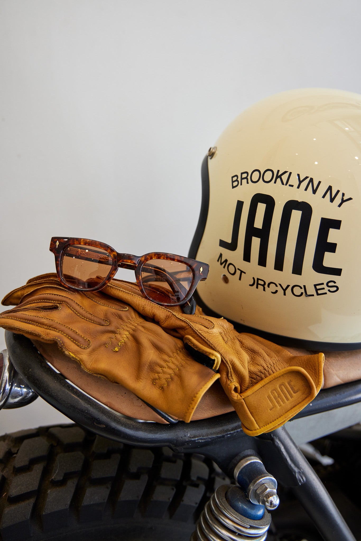 JANE RIDING GLOVE - Hand Oiled